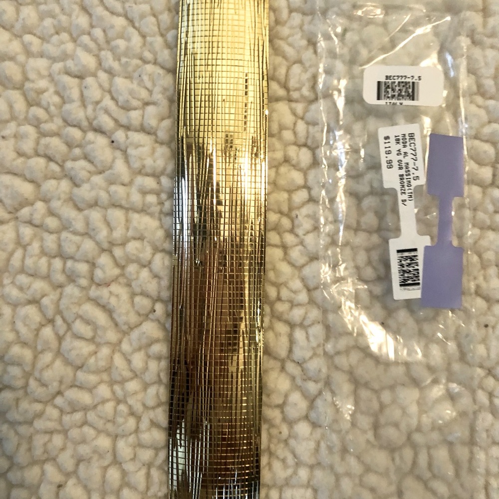 Wide flexible bracelet